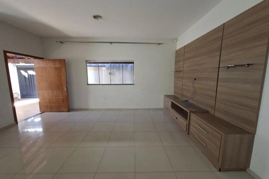 Sala de casa para alugar com 3 quartos, 150m² em Jardim Patricia, Uberlândia