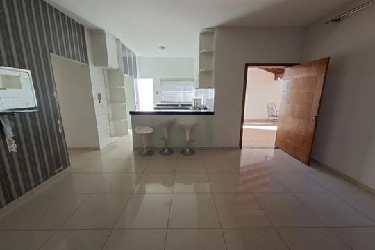 Sala de casa para alugar com 3 quartos, 150m² em Jardim Patricia, Uberlândia