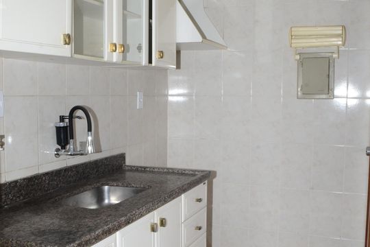 Cozinha de apartamento à venda com 3 quartos, 70m² em Goiânia, Belo Horizonte
