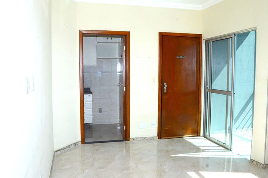 Sala de apartamento à venda com 3 quartos, 70m² em Goiânia, Belo Horizonte