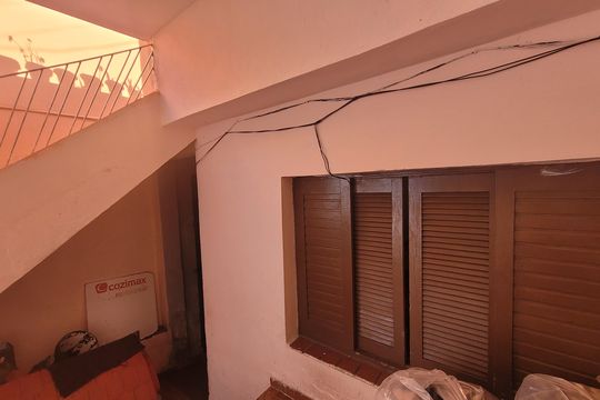 Garagem de casa à venda com 5 quartos, 160m² em Jardim Thealia, São Paulo