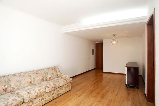 Sala de apartamento para alugar com 3 quartos, 112m² em Petrópolis, Porto Alegre