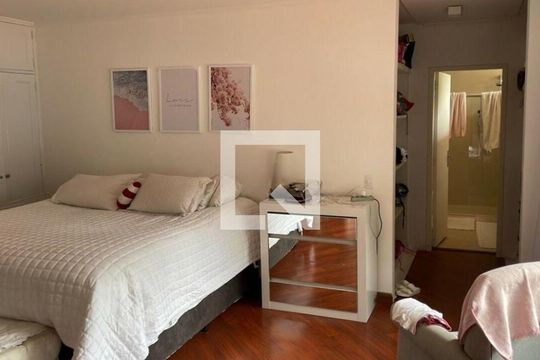 Casa à venda com 4 quartos, 460m² em Alto de Pinheiros, São Paulo