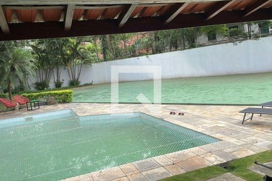 Casa à venda com 4 quartos, 460m² em Alto de Pinheiros, São Paulo