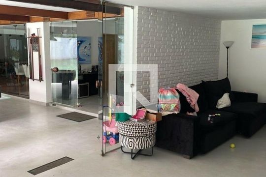 Casa à venda com 4 quartos, 460m² em Alto de Pinheiros, São Paulo