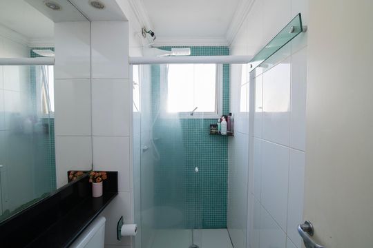 Banheiro de apartamento para alugar com 2 quartos, 45m² em Jardim Santa Izabel, Hortolândia