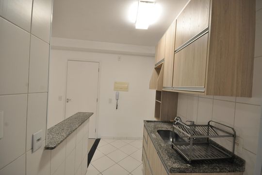 Cozinha de apartamento para alugar com 2 quartos, 53m² em Jardim Brasil (zona Norte), São Paulo