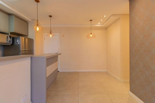 Sala de apartamento para alugar com 2 quartos, 57m² em Granja Viana, Cotia