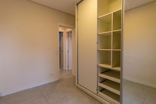 Quarto 1 de apartamento para alugar com 2 quartos, 57m² em Granja Viana, Cotia
