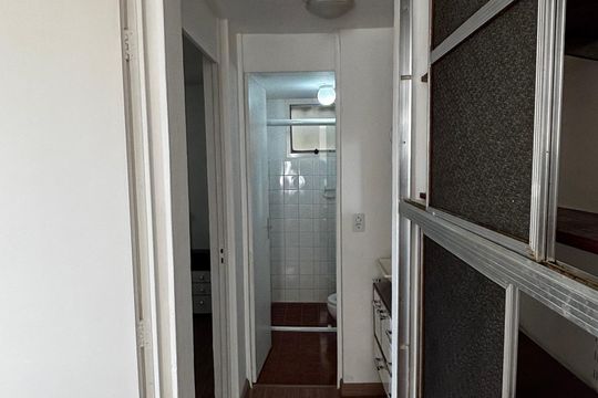 Corredor de apartamento à venda com 2 quartos, 52m² em Jardim Alvorada, Santo André