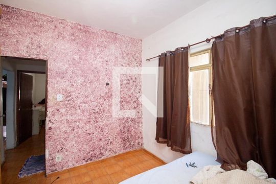Casa à venda com 2 quartos, 100m² em Bernardo Monteiro, Contagem
