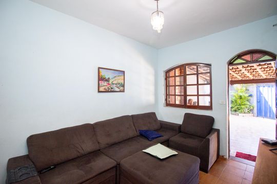 Sala de casa para alugar com 2 quartos, 100m² em Bernardo Monteiro, Contagem