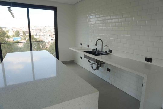 Cozinha de casa de condomínio à venda com 3 quartos, 220m² em Alphaville, Santana de Parnaíba