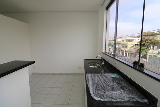 Cozinha de apartamento para alugar com 1 quarto, 38m² em Vila Prudente, São Paulo