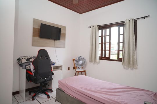 Quarto 2 de casa para alugar com 4 quartos, 205m² em São José de Imbassai, Maricá