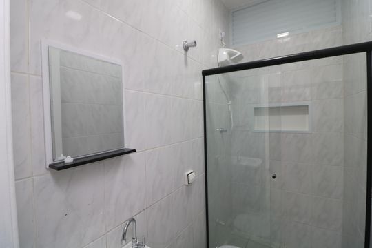 Banheiro de apartamento para alugar com 1 quarto, 36m² em Vila Prudente, São Paulo