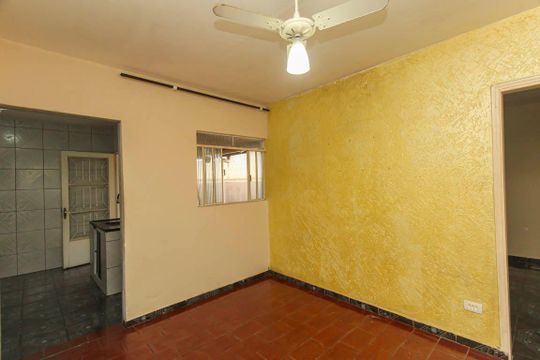 Sala de casa para alugar com 2 quartos, 70m² em Iguatemi, São Paulo