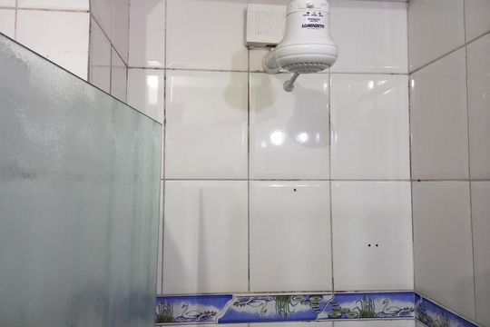 Banheiro de kitnet/studio à venda com 1 quarto, 43m² em Santa Ifigênia, São Paulo