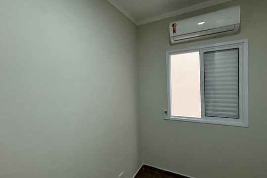 Quarto de apartamento à venda com 2 quartos, 55m² em Vila Eldizia, Santo André