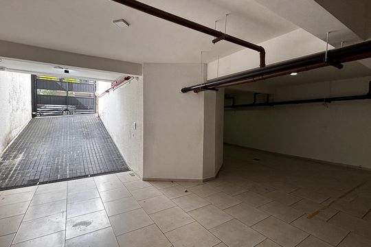 Garagem de apartamento à venda com 2 quartos, 55m² em Vila Eldizia, Santo André
