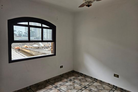 Quarto de casa à venda com 4 quartos, 150m² em Terceira Divisão de Interlagos, São Paulo