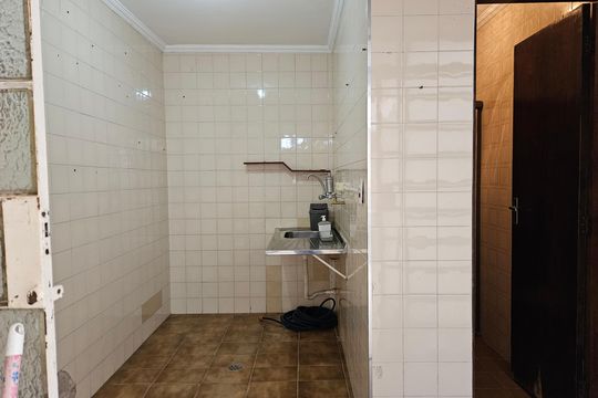 Área de serviço de casa à venda com 4 quartos, 150m² em Terceira Divisão de Interlagos, São Paulo