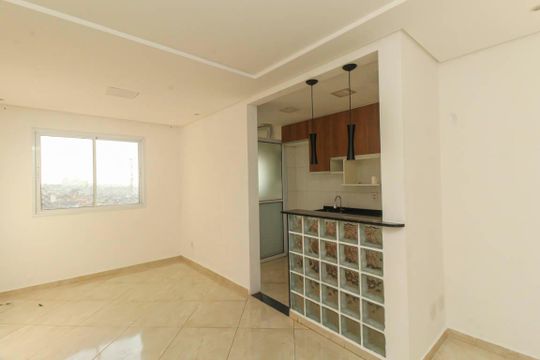 Apartamento para alugar com 2 quartos, 44m² em Cidade Satelite Santa Barbara, São Paulo