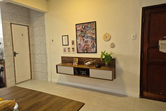 Sala de apartamento à venda com 2 quartos, 75m² em Icarai, Niterói