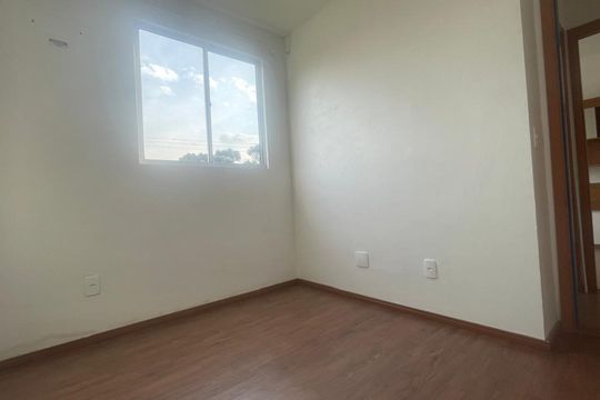 Quarto de apartamento para alugar com 2 quartos, 47m² em Umbará, Curitiba