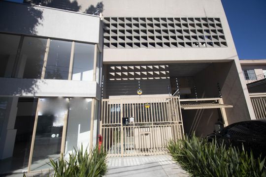 Fachada  de apartamento para alugar com 1 quarto, 29m² em Vila Santa Terezinha (zona Norte), São Paulo