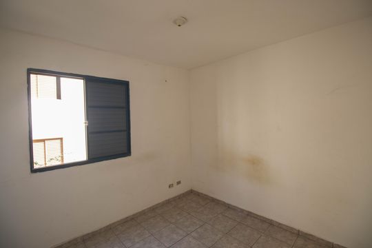 Quarto 1 de apartamento à venda com 2 quartos, 49m² em Jardim Martins Silva, São Paulo