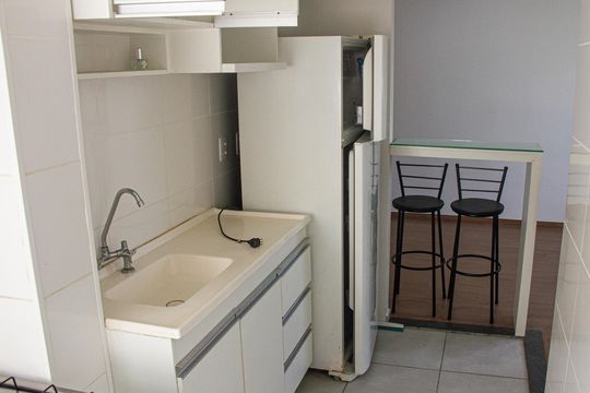 Cozinha  de apartamento para alugar com 2 quartos, 42m² em Guaratiba, Rio de Janeiro