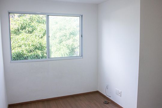 Apartamento para alugar com 2 quartos, 42m² em Guaratiba, Rio de Janeiro