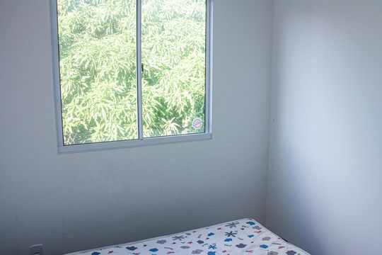 Quarto 1 de apartamento para alugar com 2 quartos, 42m² em Guaratiba, Rio de Janeiro