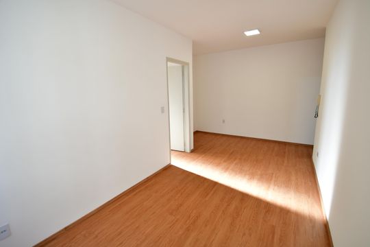 Sala de apartamento à venda com 2 quartos, 80m² em Jardim Chapadão, Campinas