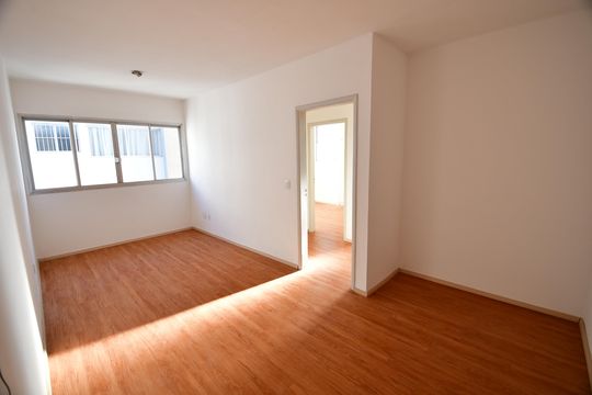 Sala de apartamento à venda com 2 quartos, 80m² em Jardim Chapadão, Campinas