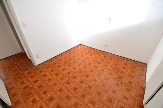 Quarta 2 de apartamento à venda com 2 quartos, 80m² em Jardim Chapadão, Campinas