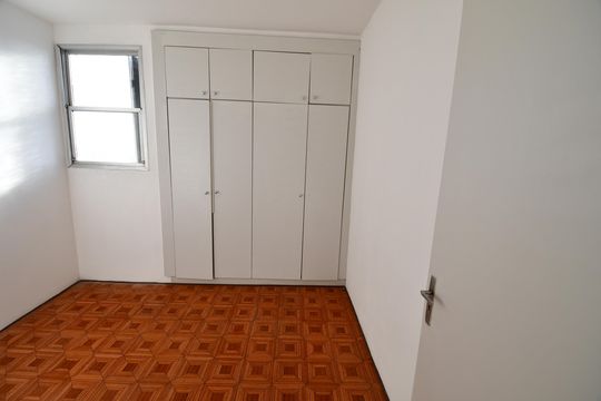 Quarta 2 de apartamento à venda com 2 quartos, 80m² em Jardim Chapadão, Campinas