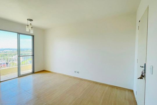 Apartamento para alugar com 3 quartos, 65m² em Caiapia, Cotia