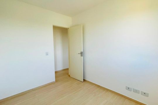 Apartamento para alugar com 3 quartos, 65m² em Caiapia, Cotia