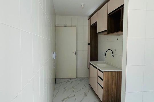 Apartamento para alugar com 3 quartos, 65m² em Caiapia, Cotia