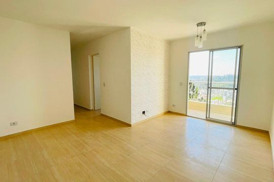 Apartamento para alugar com 3 quartos, 65m² em Caiapia, Cotia