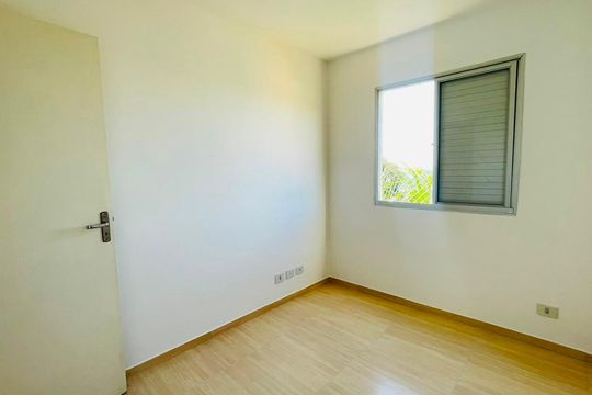 Apartamento para alugar com 3 quartos, 65m² em Caiapia, Cotia