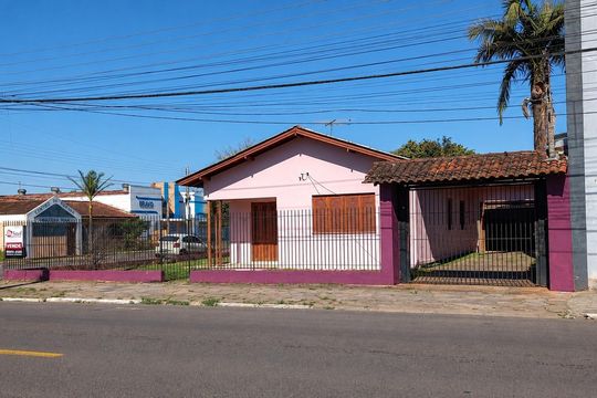 Fachada de casa para alugar com 3 quartos, 150m² em Santo Afonso, Novo Hamburgo