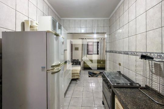 Cozinha de casa para alugar com 2 quartos, 131m² em Vila Assuncao, Praia Grande
