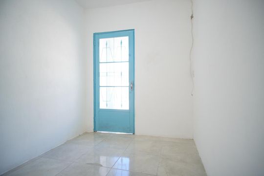 Sala de casa para alugar com 1 quarto, 40m² em Farrapos, Porto Alegre