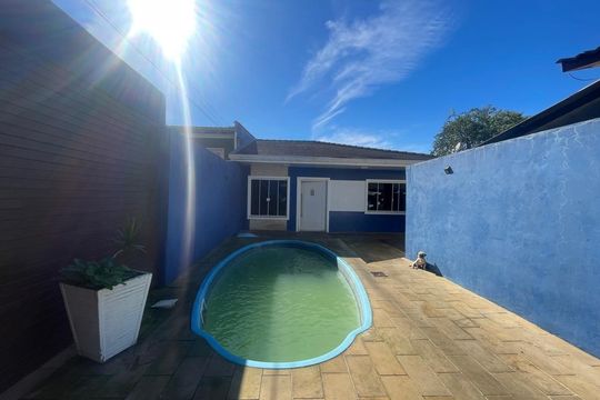 Casa à venda com 2 quartos, 130m² em Santa Teresa, São Leopoldo