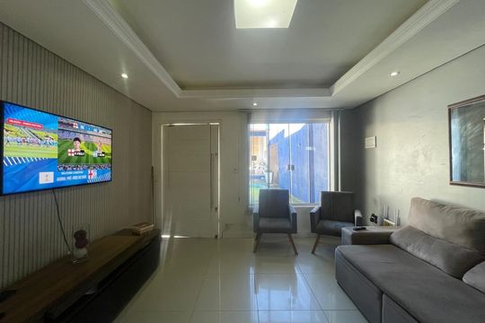 Casa à venda com 2 quartos, 130m² em Santa Teresa, São Leopoldo