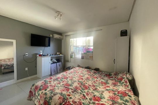 Casa à venda com 2 quartos, 130m² em Santa Teresa, São Leopoldo