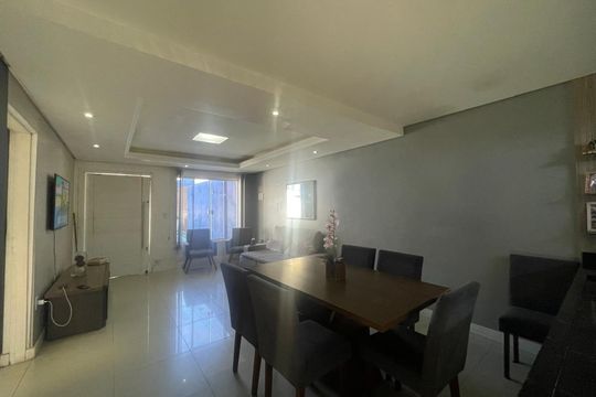 Casa à venda com 2 quartos, 130m² em Santa Teresa, São Leopoldo